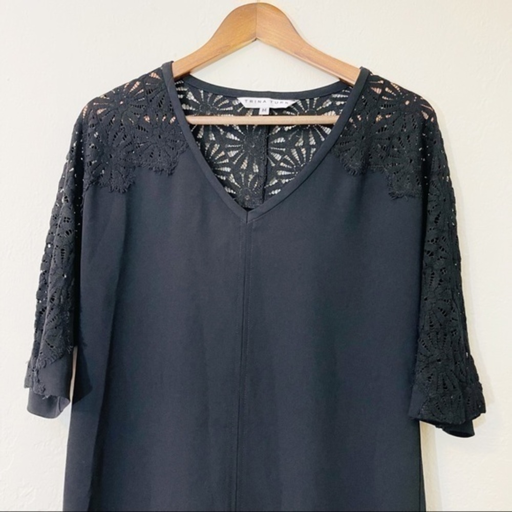 Trina Turk Women Vitner shift Dress Size medium - Picture 3 of 7